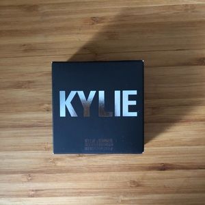 Kylie Cosmetics Loose Setting Powder